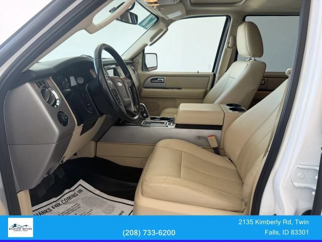 Used 2017 Ford Expedition Limited w/ Equipment Group 301A AWD/4WD image 9