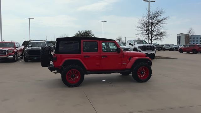 Used 2018 Jeep Wrangler Unlimited Sahara w/ Cold Weather Group image 4