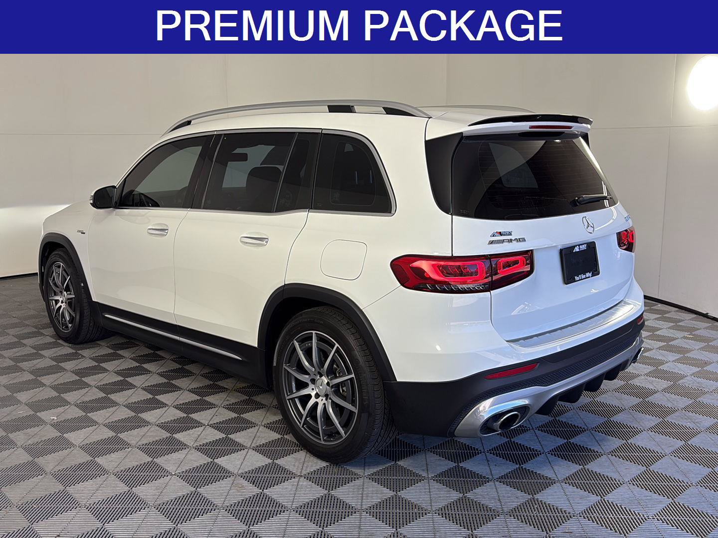 Used 2023 Mercedes-Benz GLB 35 AMG 4MATIC image 8