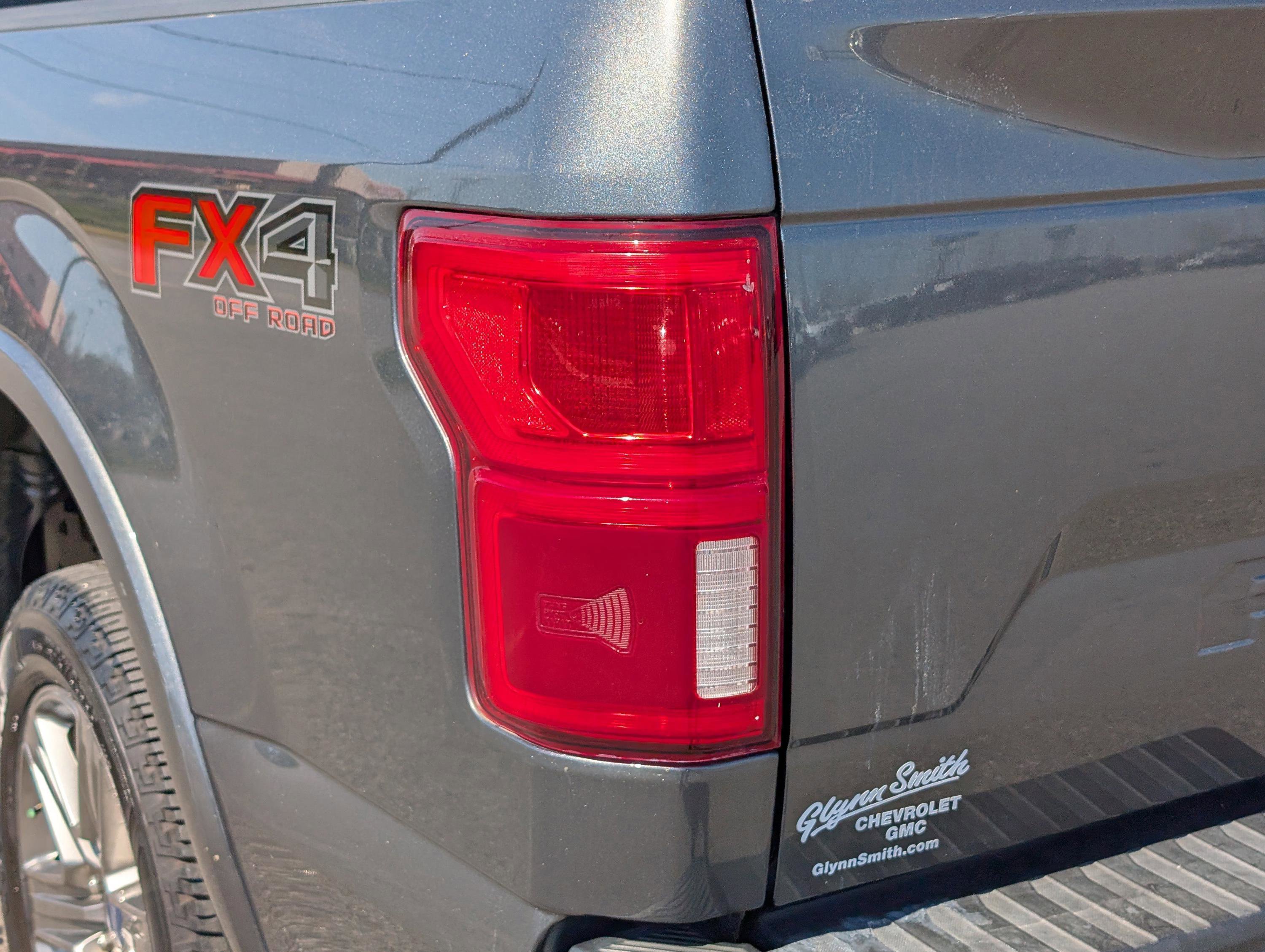 Used 2020 Ford F150 Lariat image 11