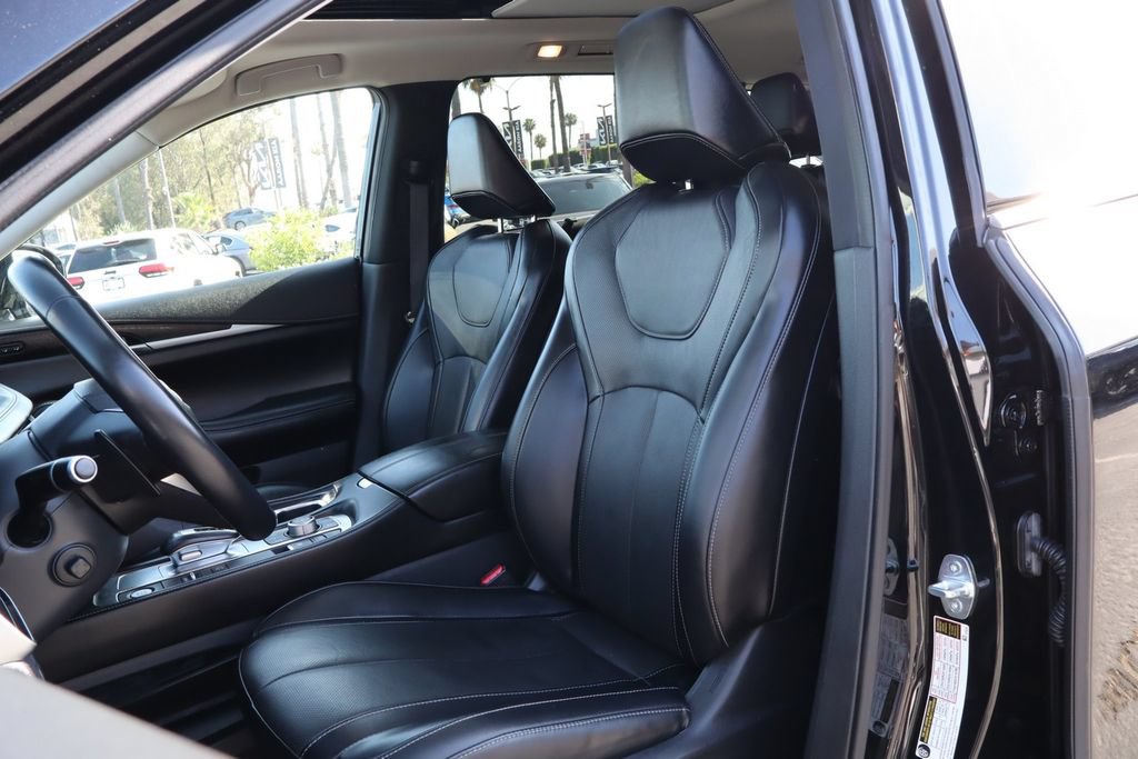 Used 2023 INFINITI QX60 Sensory AWD/4WD image 23