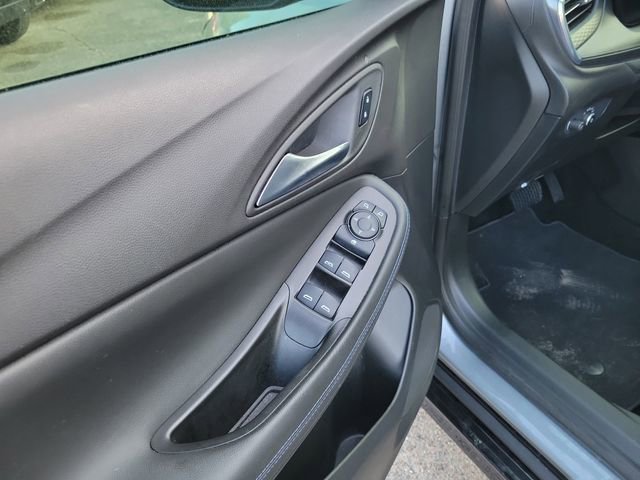 Used 2025 Buick Encore GX Sport Touring w/ Experience Buick Package image 12