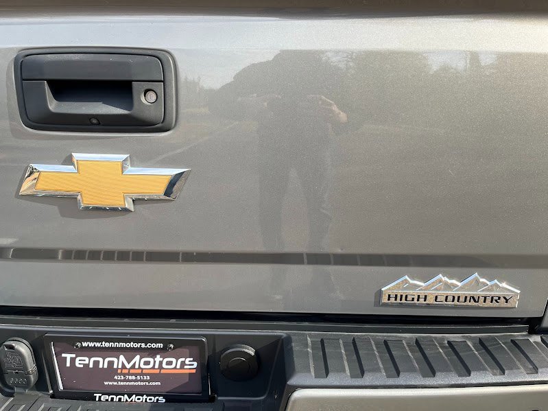 Used 2017 Chevrolet Silverado 1500 High Country image 51