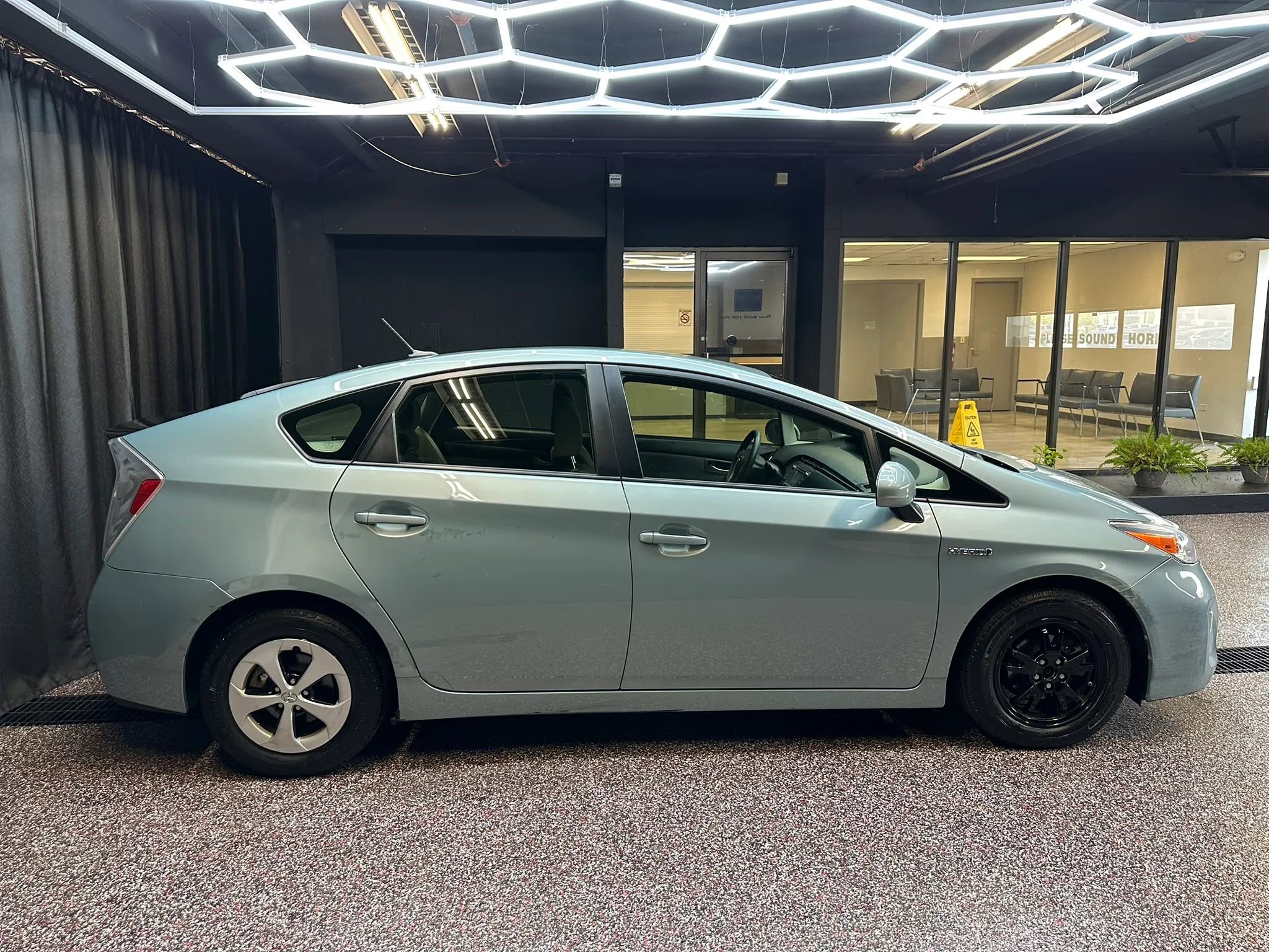 Used 2012 Toyota Prius Three FWD image 8