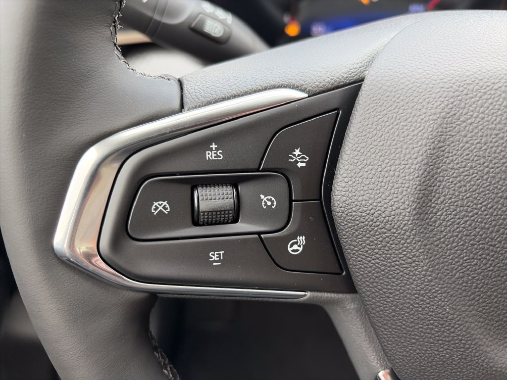 New 2026 Chevrolet Trax ACTIV w/ Driver Confidence Package FWD image 11