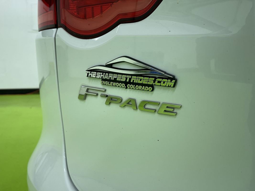 Used 2019 Jaguar F-PACE Premium image 13