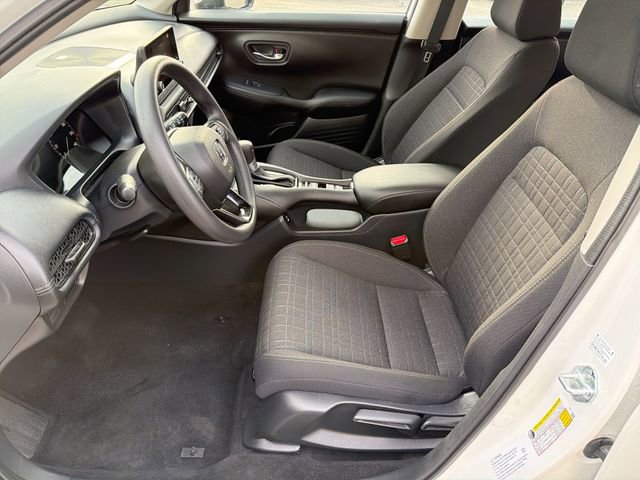 Used 2025 Honda HR-V LX image 14