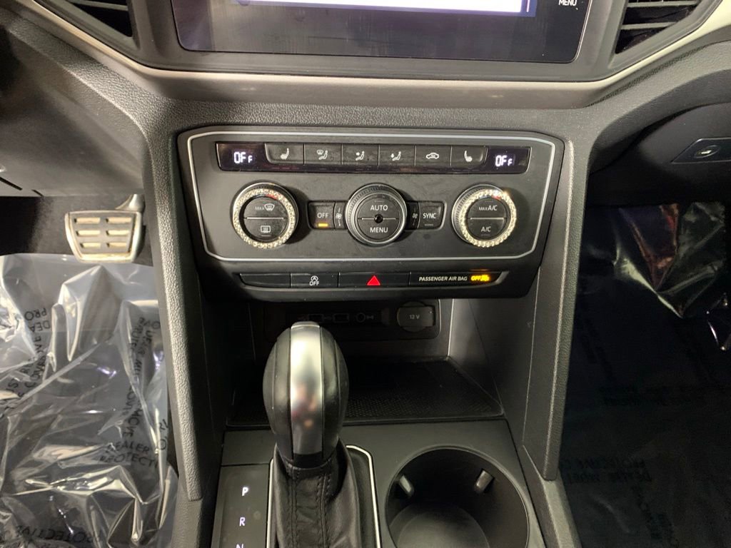 Used 2020 Volkswagen Atlas Cross Sport SE AWD/4WD image 24