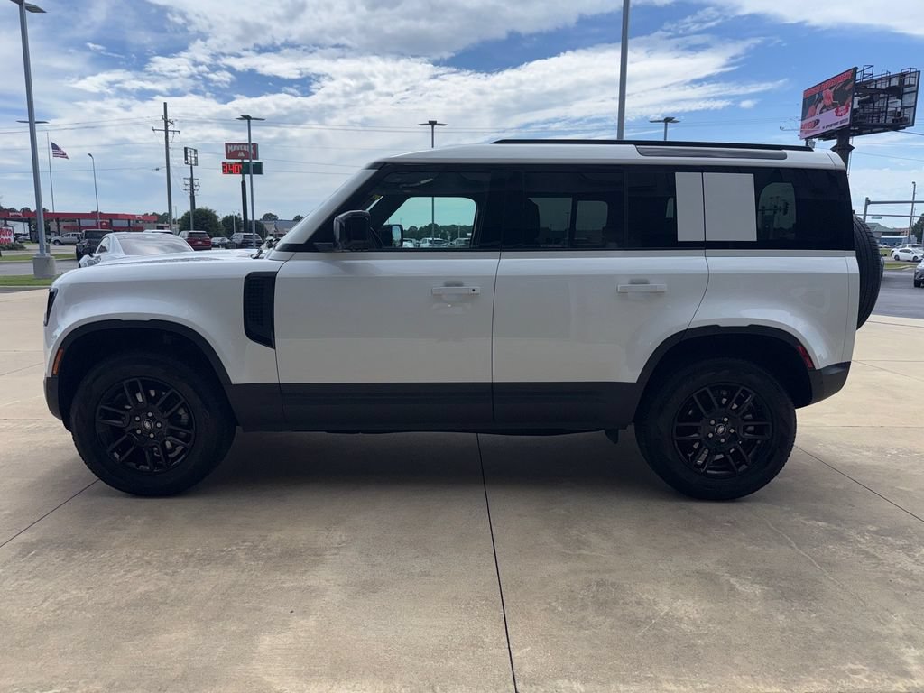 Used 2025 Land Rover Defender 110 S AWD/4WD image 6
