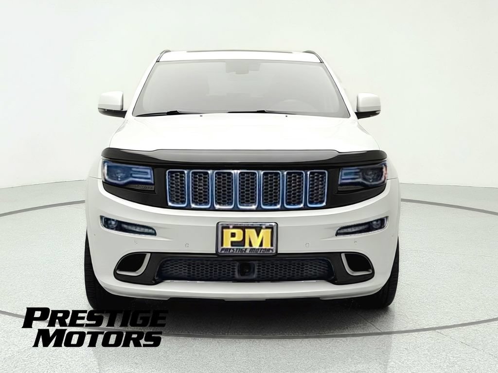 Used 2015 Jeep Grand Cherokee SRT w/ Luxury Group II AWD/4WD image 2