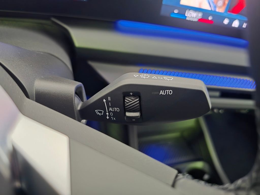 New 2026 BMW 228i xDrive w/ Technology Package image 21