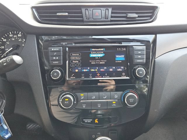 Used 2019 Nissan Rogue Sport S w/ Appearance Package AWD/4WD image 17