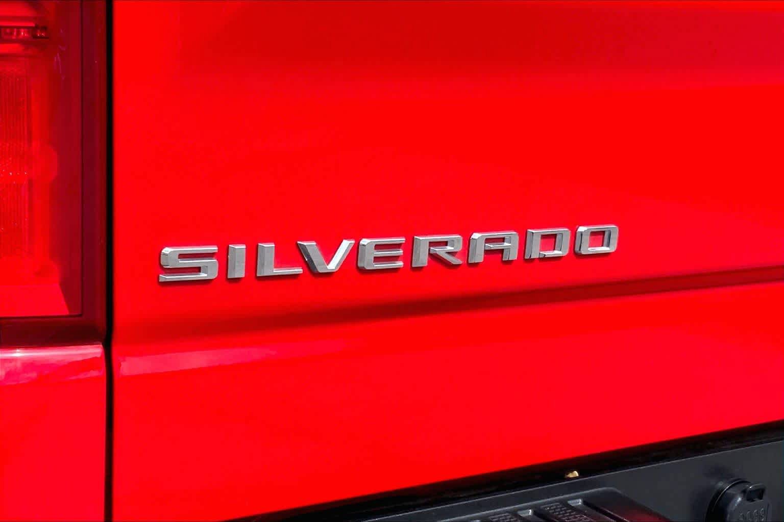 Used 2019 Chevrolet Silverado 1500 RST w/ All-Star Edition image 10