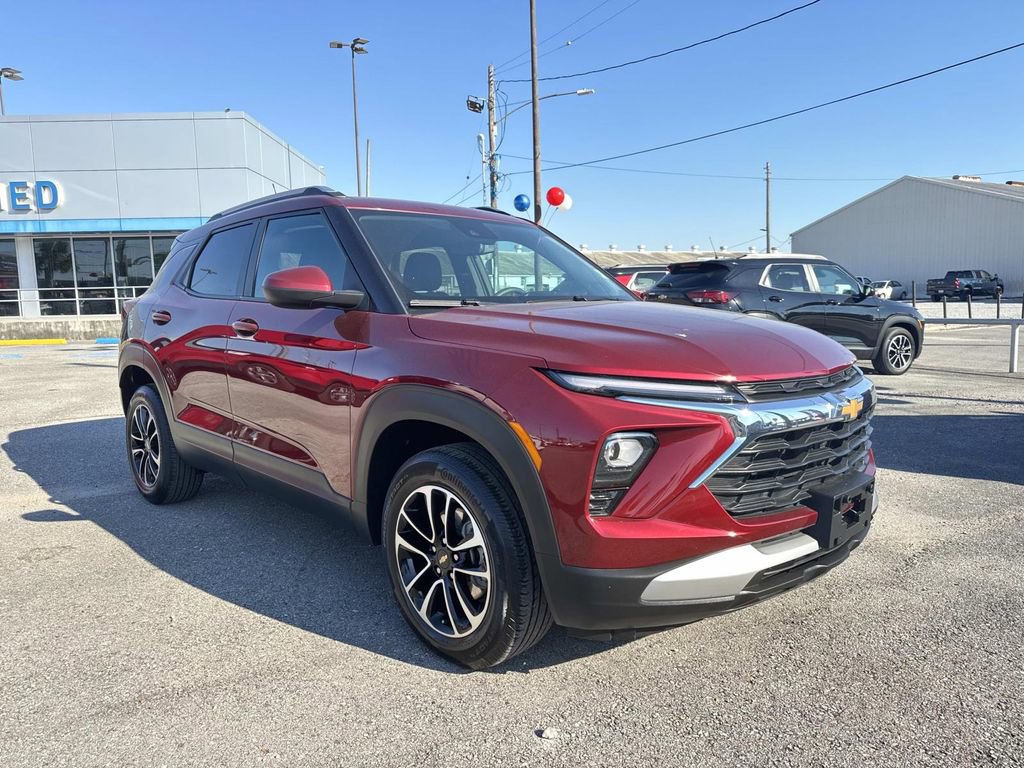Used 2025 Chevrolet TrailBlazer LT video 3
