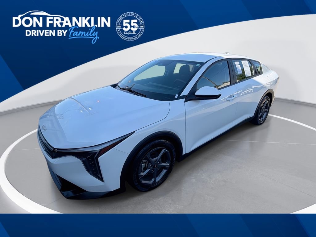 Used 2025 Kia K4 FWD image 1