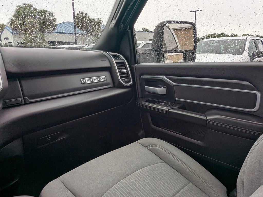 Used 2024 RAM 3500 Big Horn image 16
