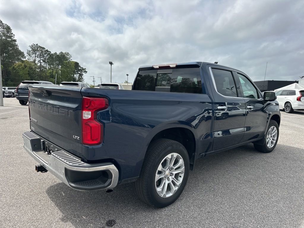 Used 2022 Chevrolet Silverado 1500 LTZ w/ LTZ Convenience Package II image 4