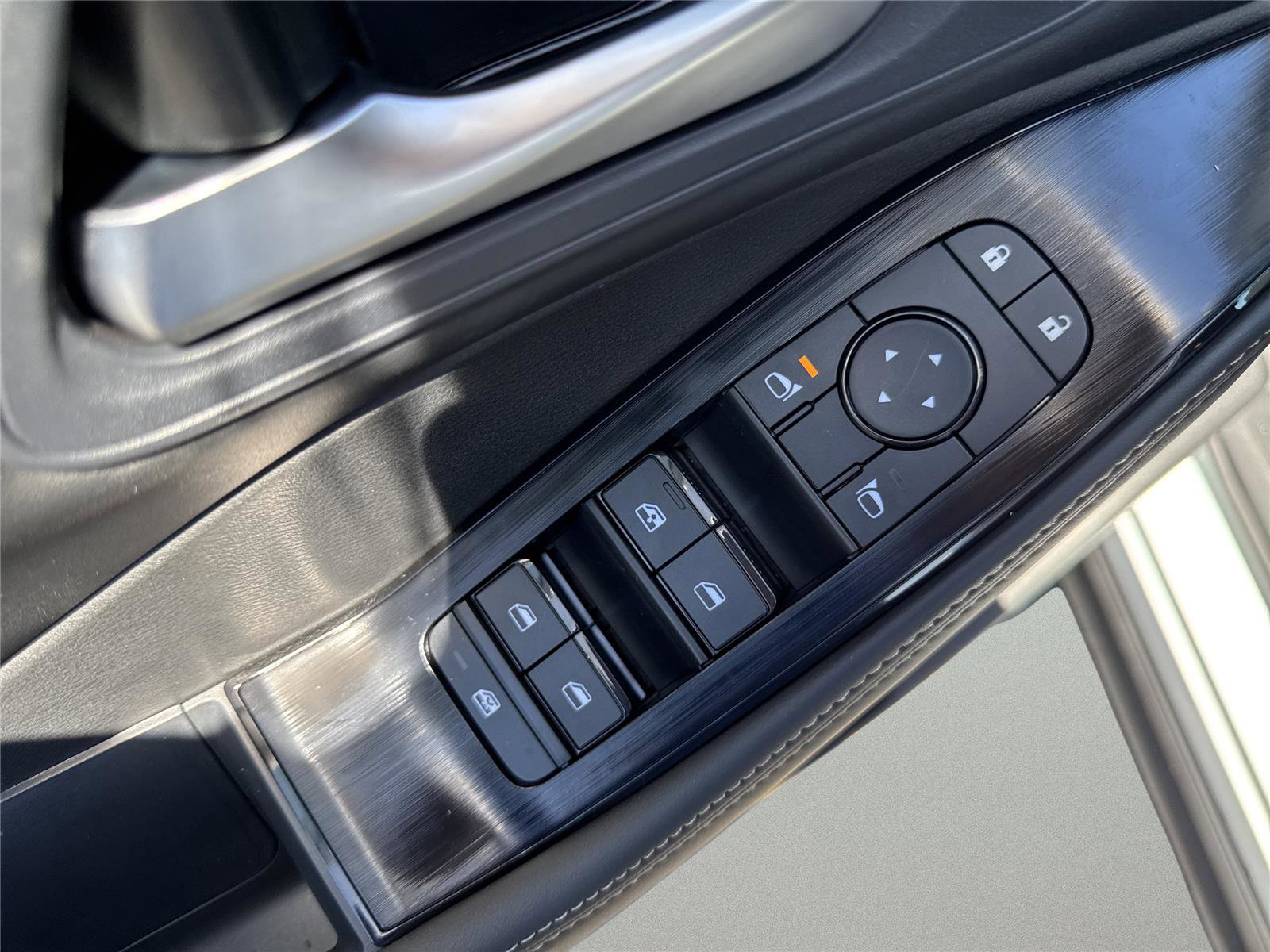 New 2026 Nissan Rogue SV w/ Cold Weather Package FWD image 18