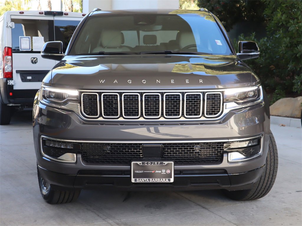 New 2025 Jeep Wagoneer 4WD w/ Premium Group I image 2