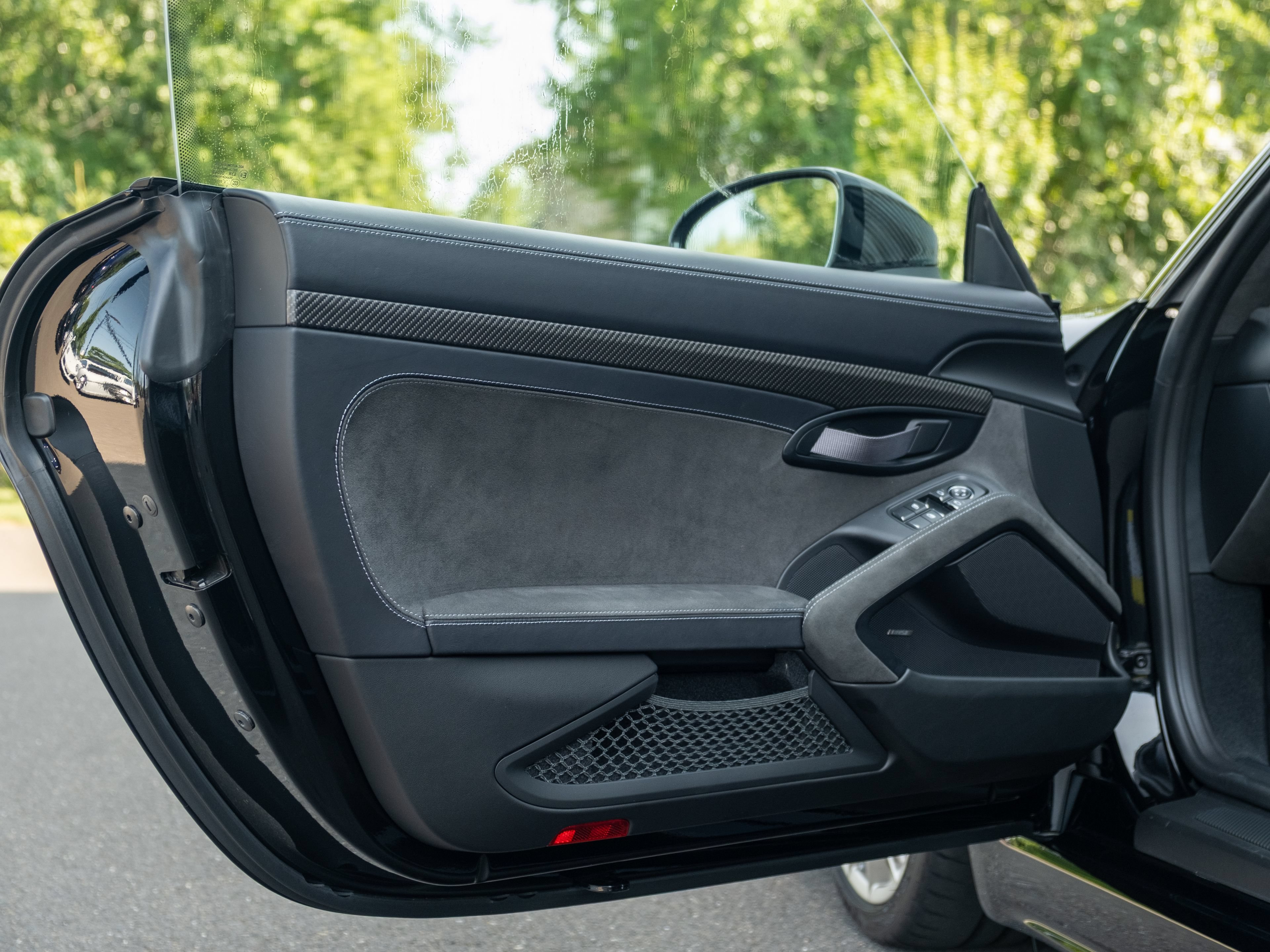 Certified 2024 Porsche 718 Cayman GT4 RS RWD image 45