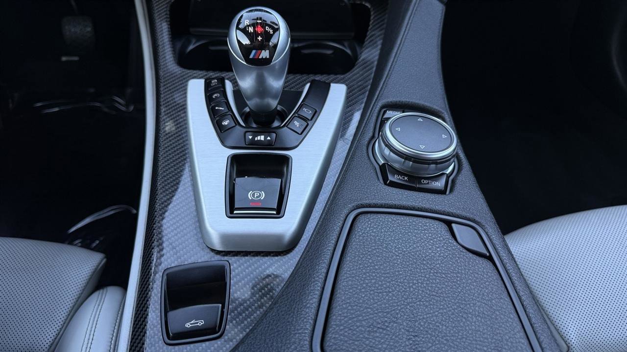 Used 2016 BMW M6 Convertible RWD image 64