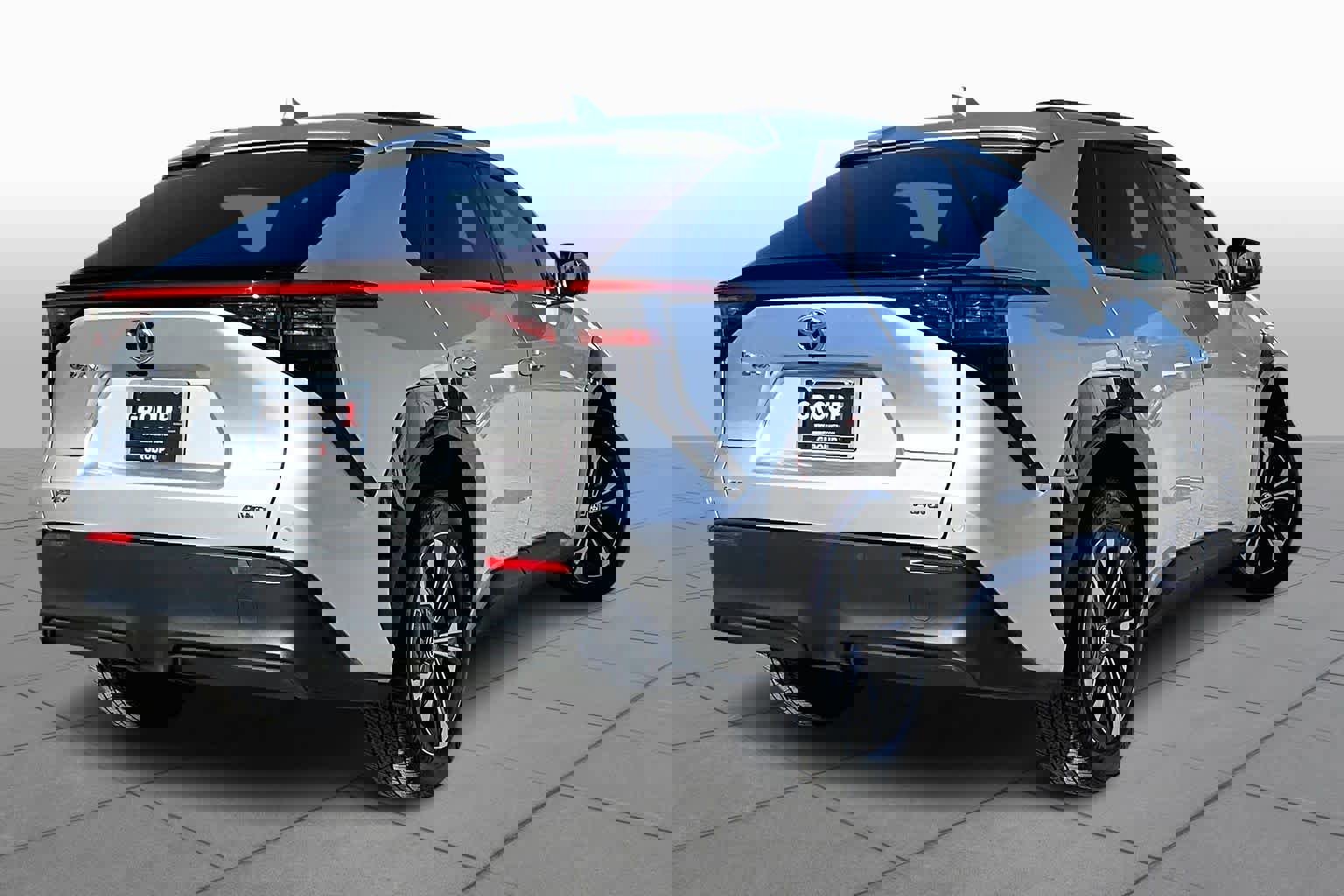 Used 2024 Toyota bZ4X XLE image 12