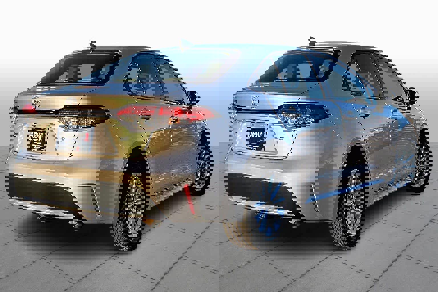 Used 2020 Toyota Corolla LE w/ LE Convenience Package image 12