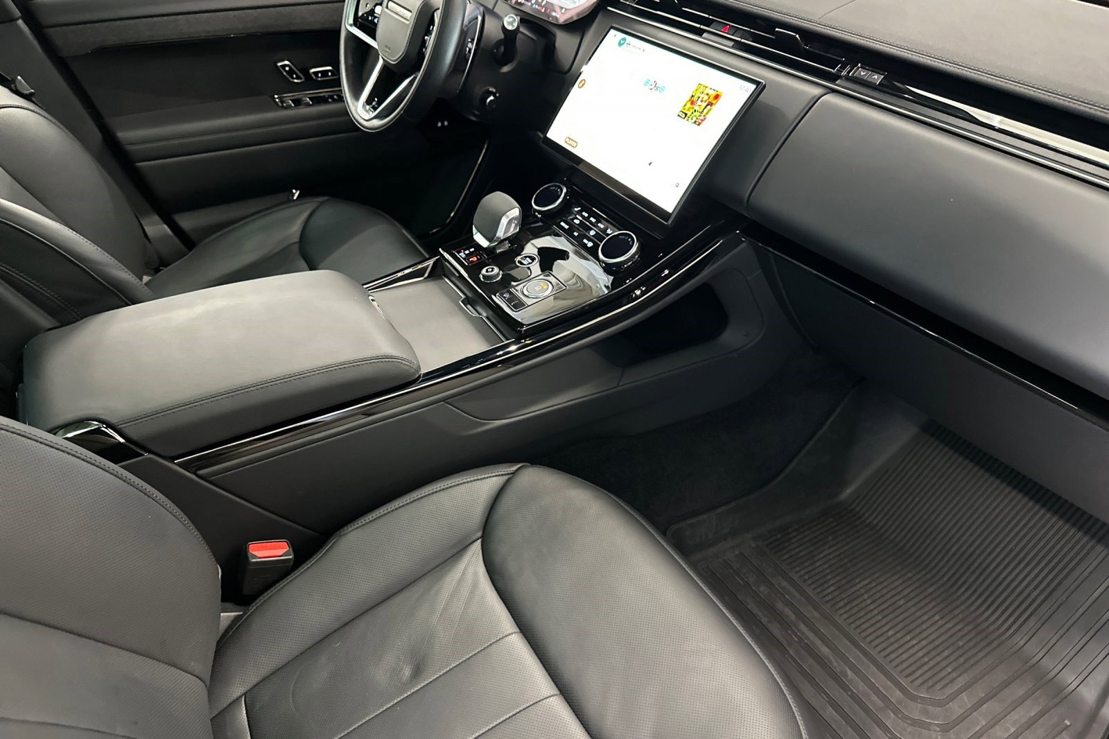 Certified 2023 Land Rover Range Rover Sport SE image 32