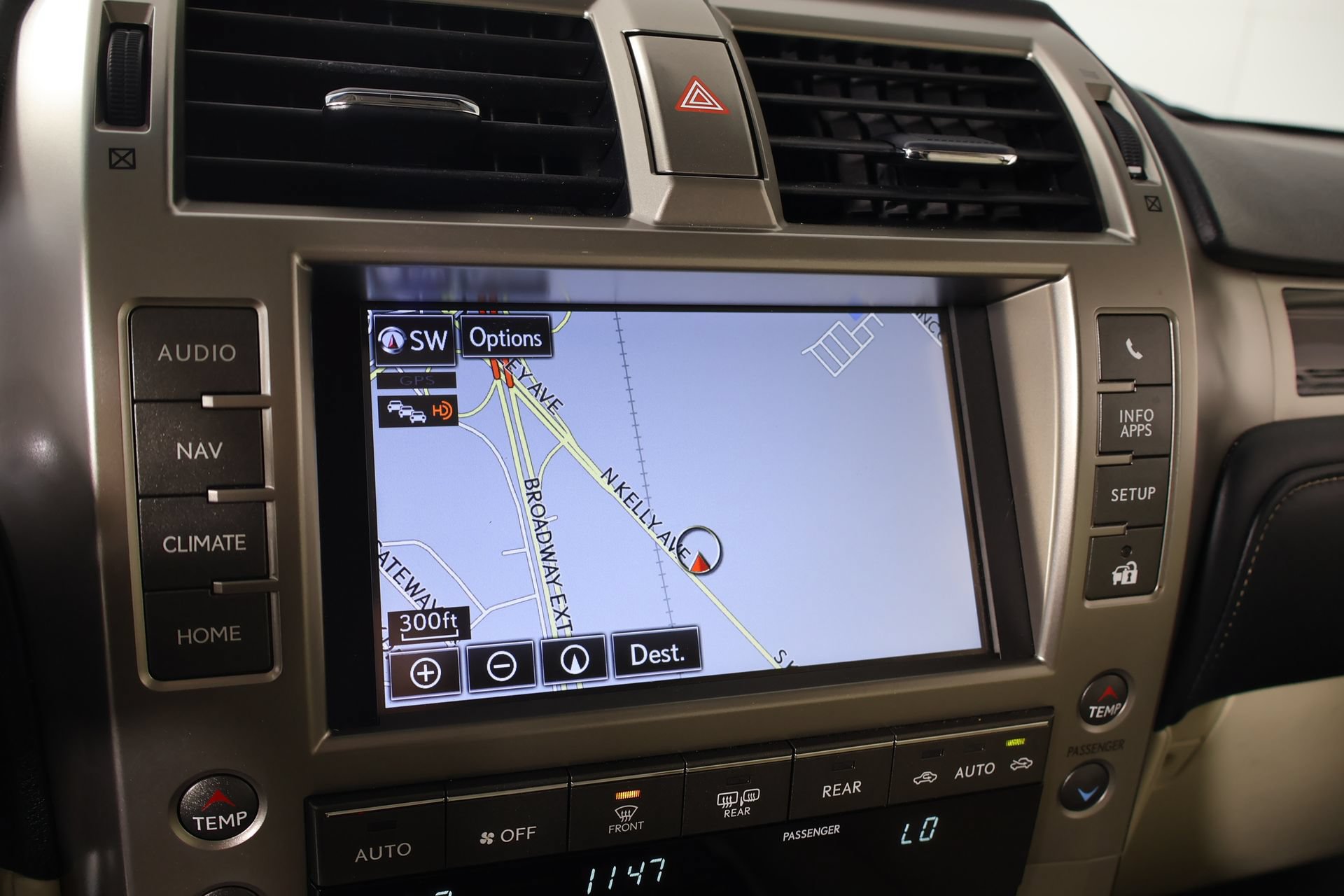 Used 2020 Lexus GX 460 Luxury w/ Off Road Package AWD/4WD image 7