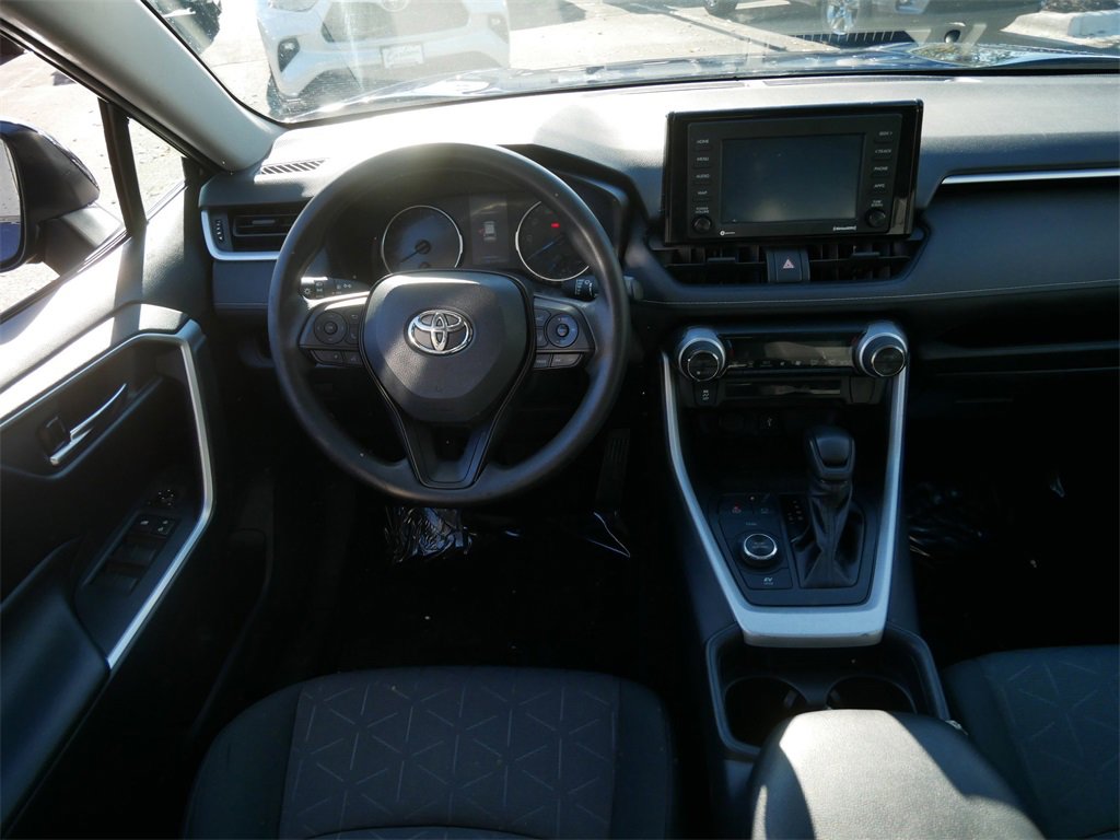 Used 2020 Toyota RAV4 XLE image 13