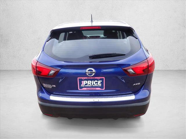 Used 2018 Nissan Rogue Sport S w/ S Appearance Package AWD/4WD video 3
