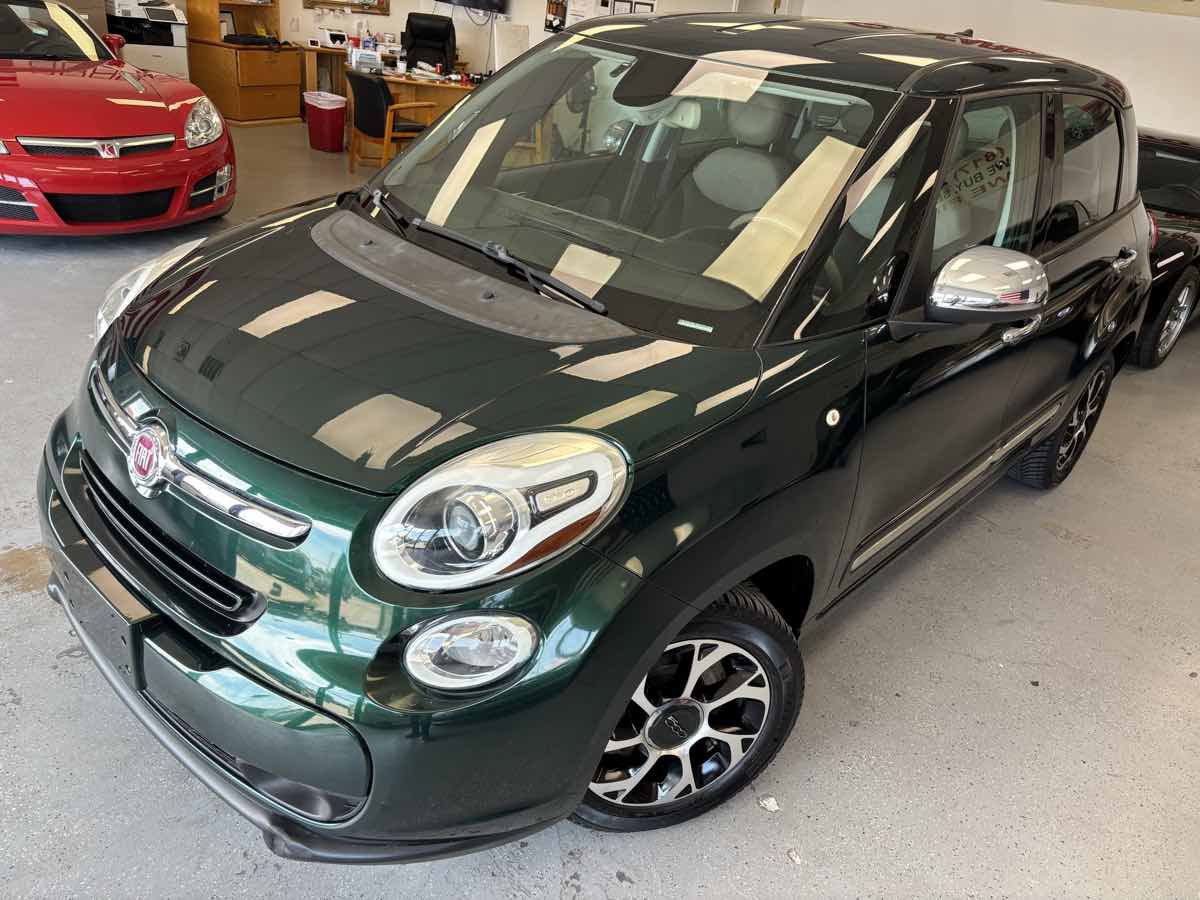 Used 2014 FIAT 500L Lounge FWD image 6