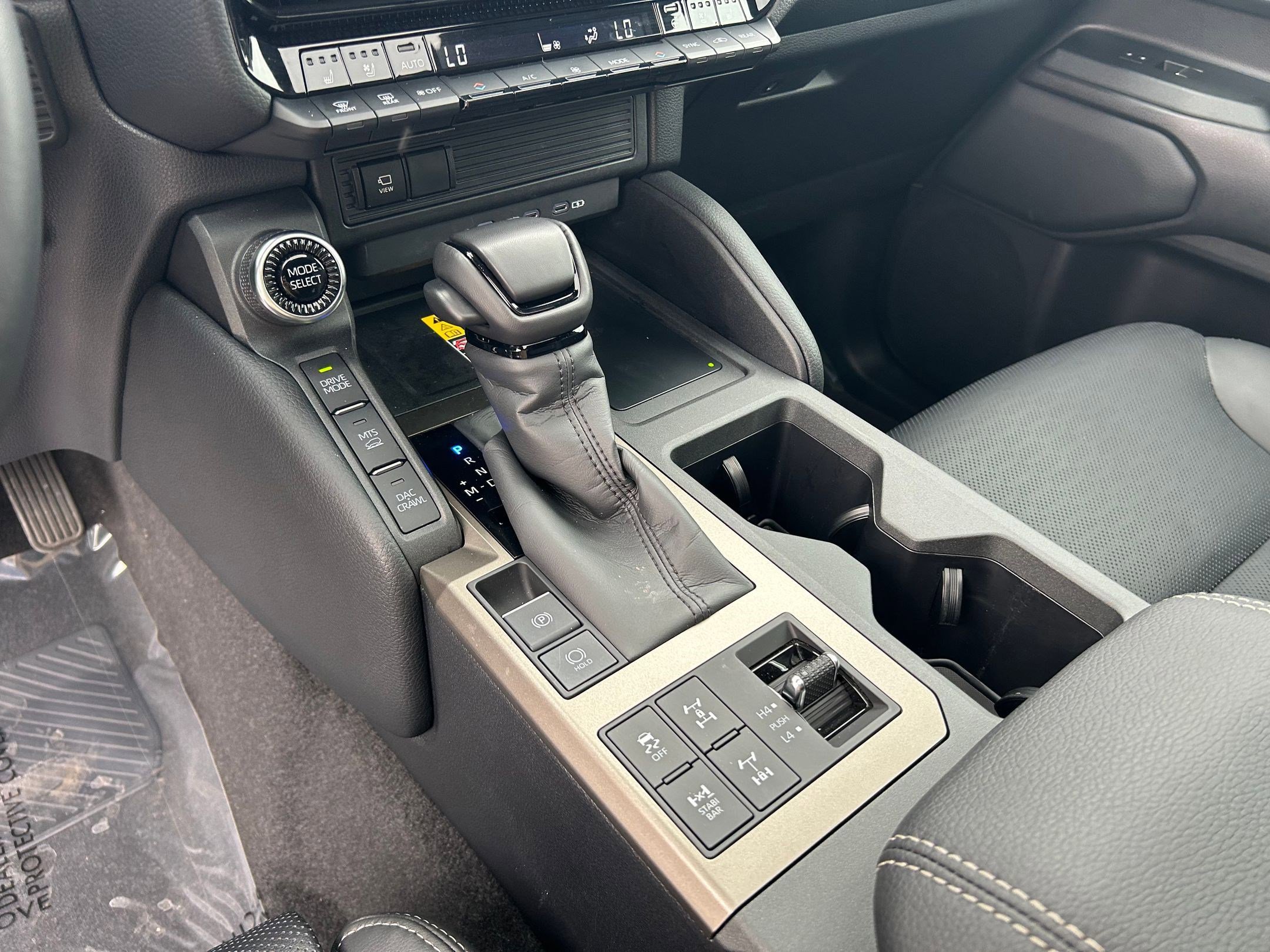 Certified 2025 Toyota Land Cruiser w/ Premium Package AWD/4WD image 19
