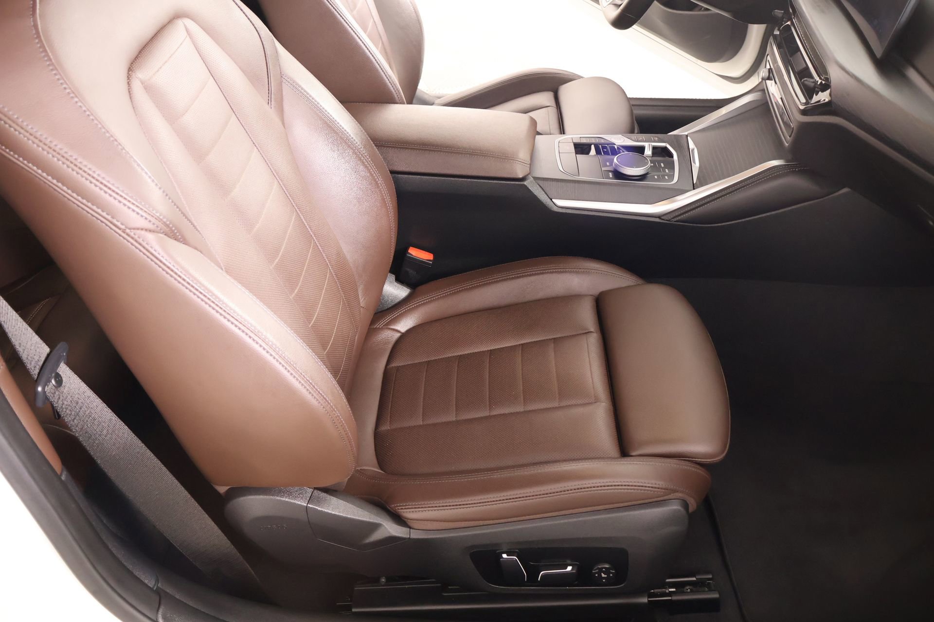 Used 2026 BMW 430i xDrive Coupe w/ M Sport Package image 14