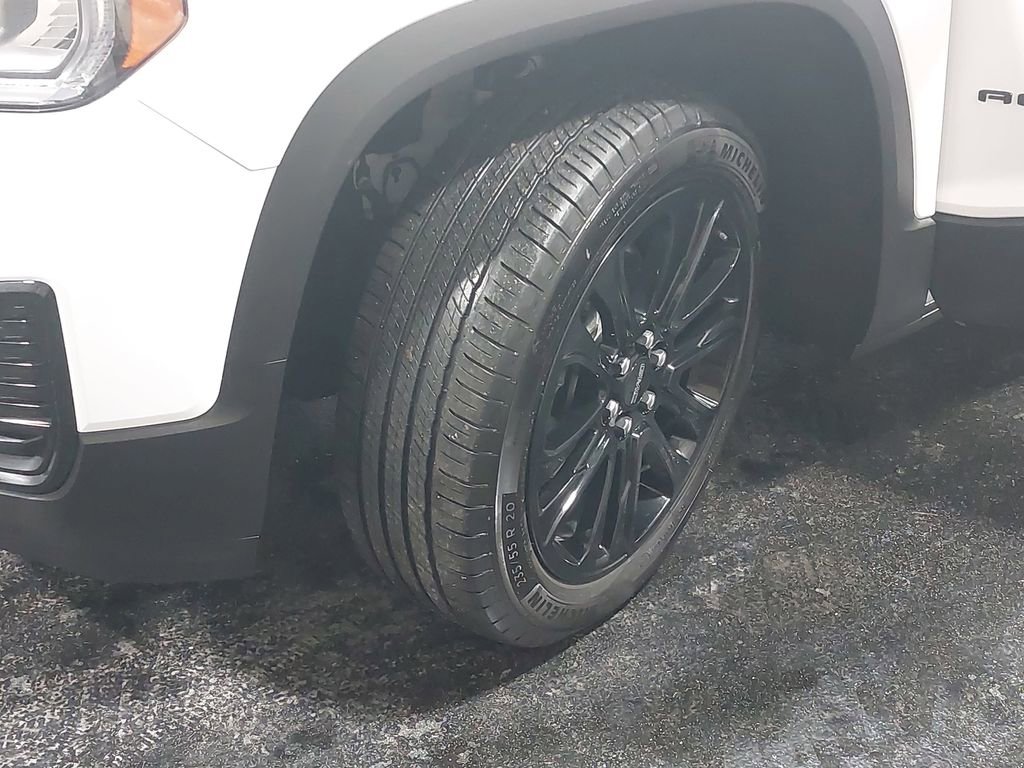 Used 2023 GMC Acadia SLE w/ Driver Convenience Package image 35