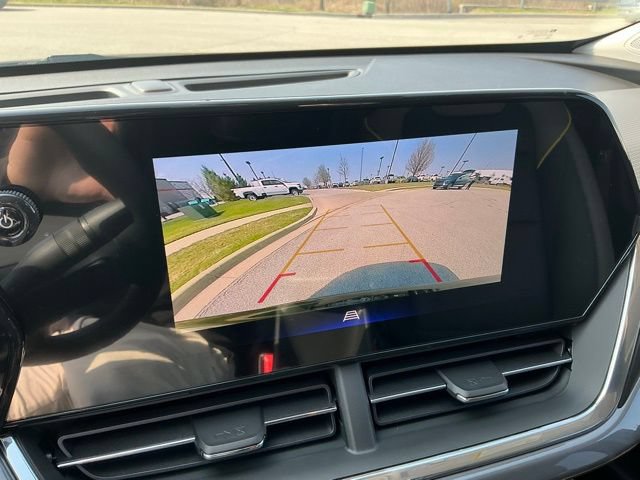 New 2026 Chevrolet Trax ACTIV w/ Sunroof Package FWD image 28
