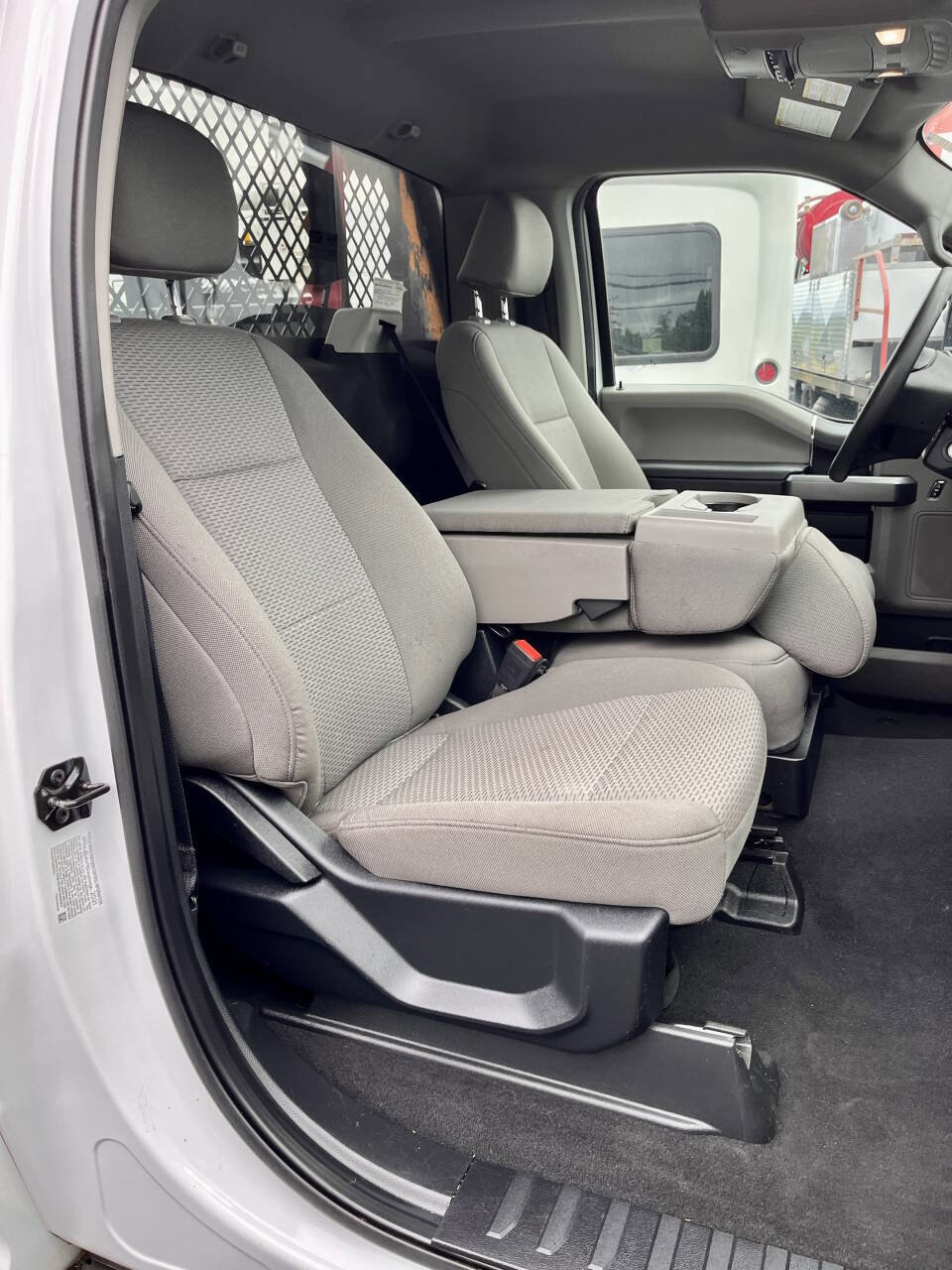 Used 2021 Ford F550 4x4 Regular Cab Super Duty image 18