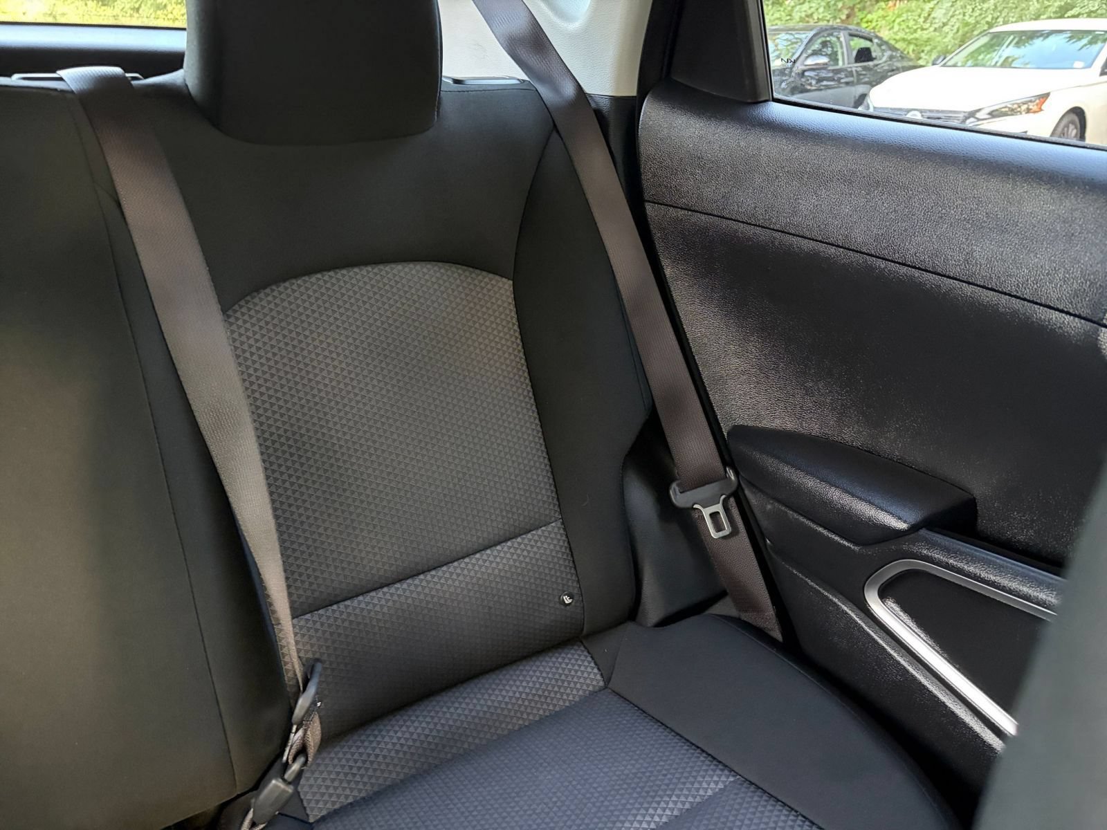 Used 2025 Kia Soul LX w/ LX Technology Package FWD image 35
