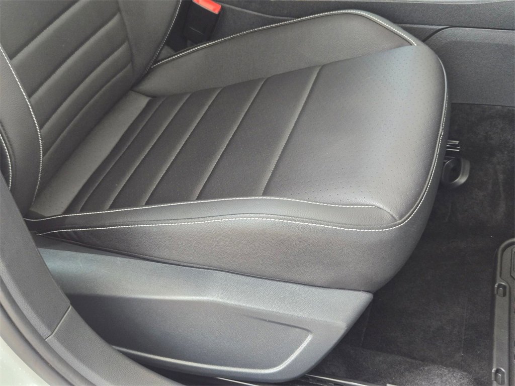 Used 2024 Volkswagen Jetta SE w/ Panoramic Sunroof Package image 25