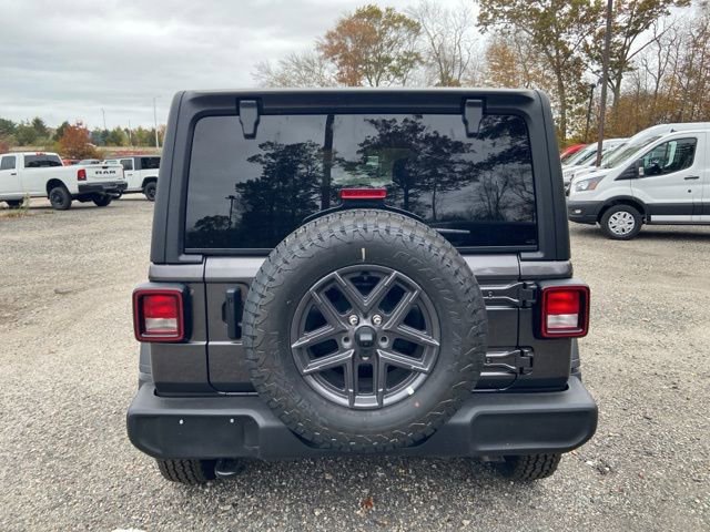 New 2026 Jeep Wrangler Sahara image 5