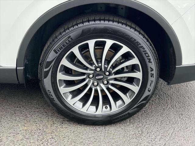 Used 2023 Lincoln Aviator AWD w/ Premium Package image 10