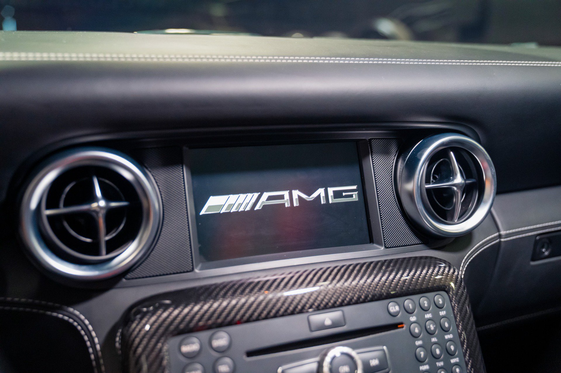 Used 2012 Mercedes-Benz SLS AMG Coupe image 40