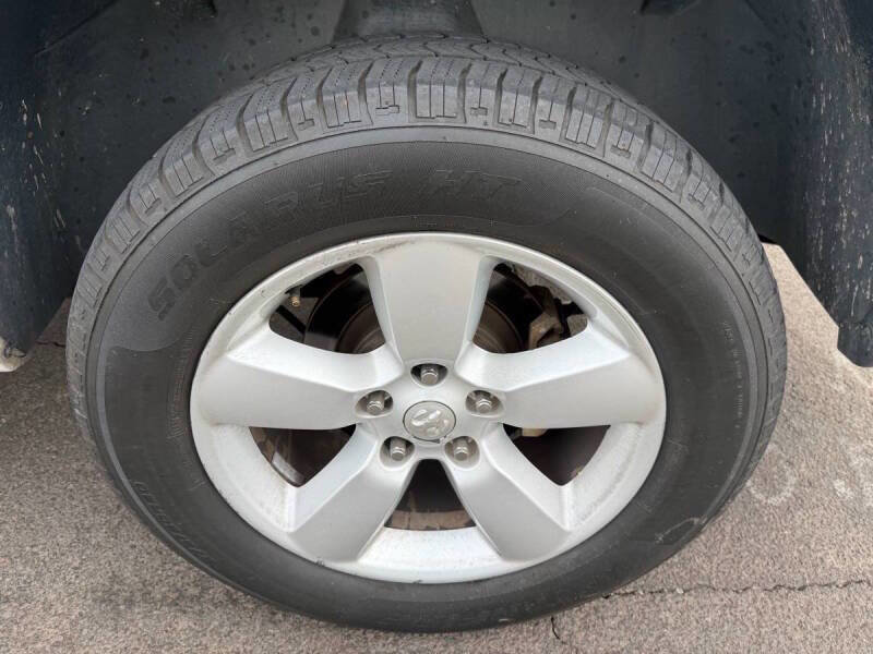Used 2014 RAM 1500 Express image 15