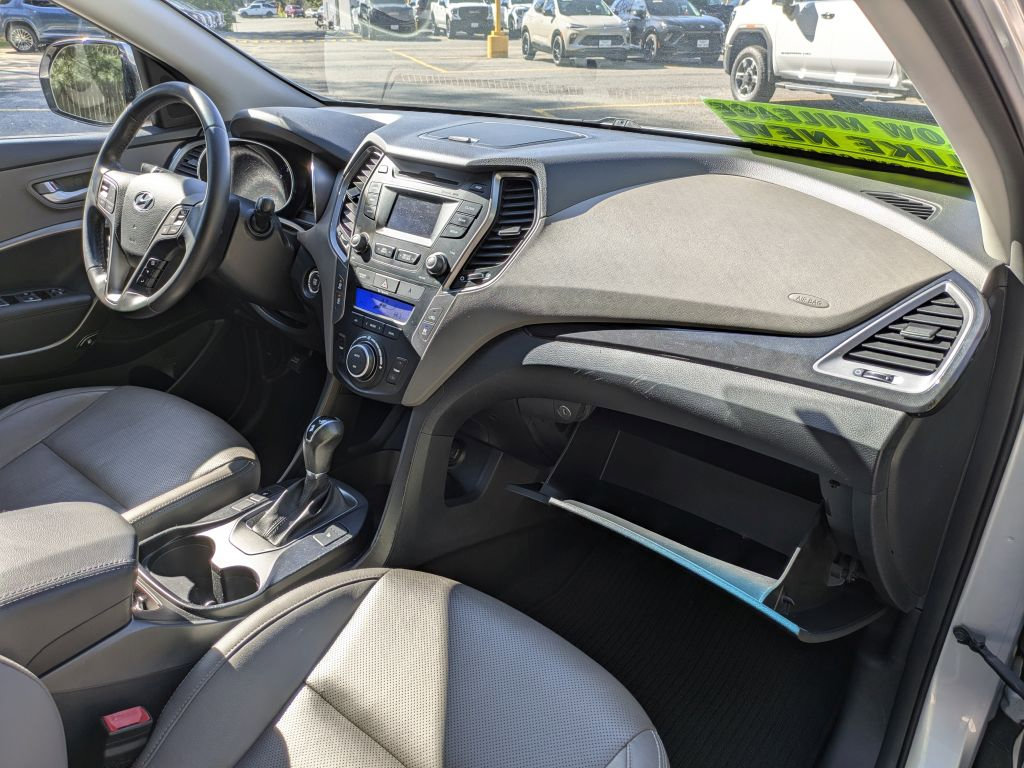 Used 2015 Hyundai Santa Fe GLS w/ Option Group 02 FWD image 25