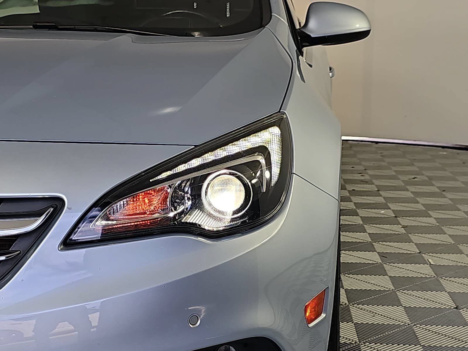Used 2019 Buick Cascada Premium FWD image 29