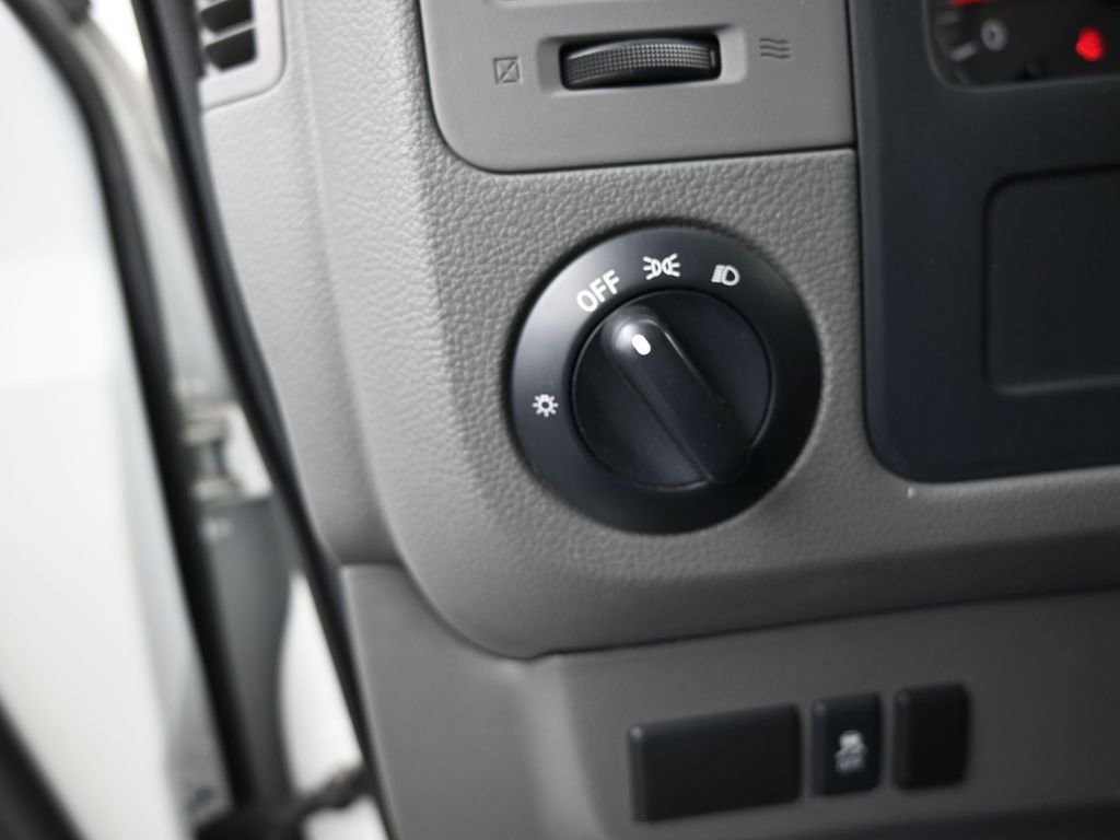 Used 2020 Nissan NV 1500 S image 28