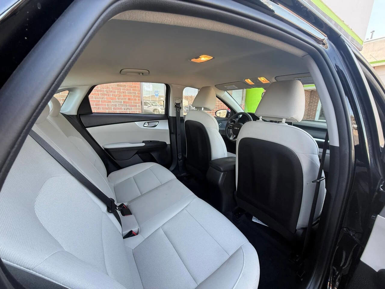 Used 2022 Kia Forte LXS w/ LXS Technology Package image 21