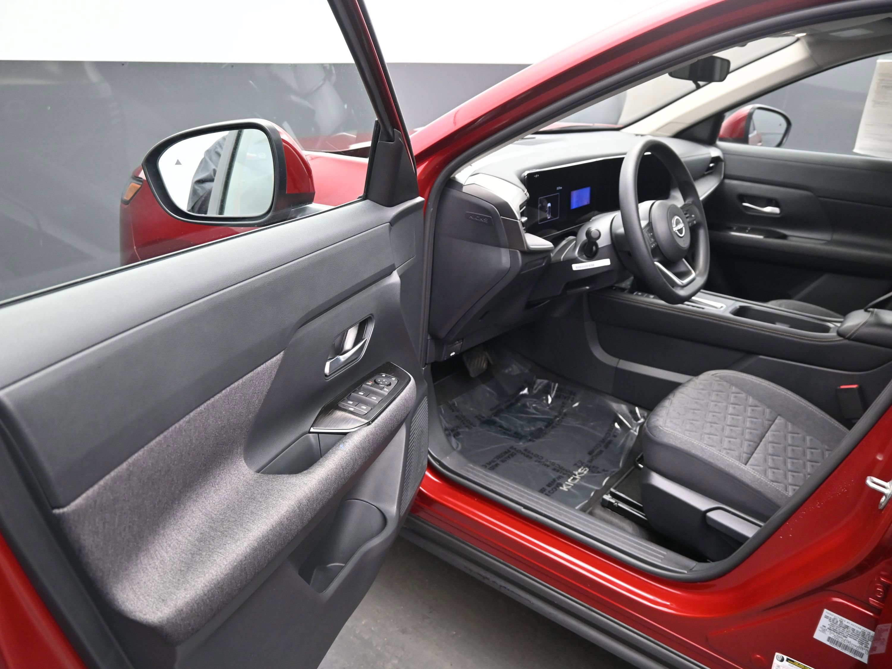 Certified 2025 Nissan Kicks SV image 12