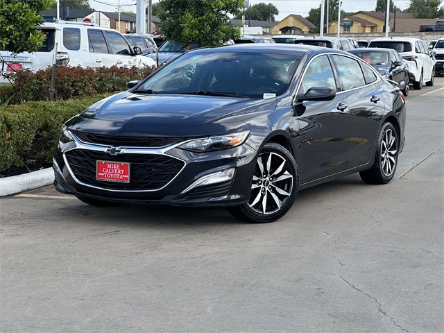Used 2023 Chevrolet Malibu RS image 2