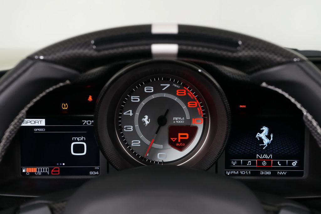 Used 2020 Ferrari 488 Pista Spider RWD image 34